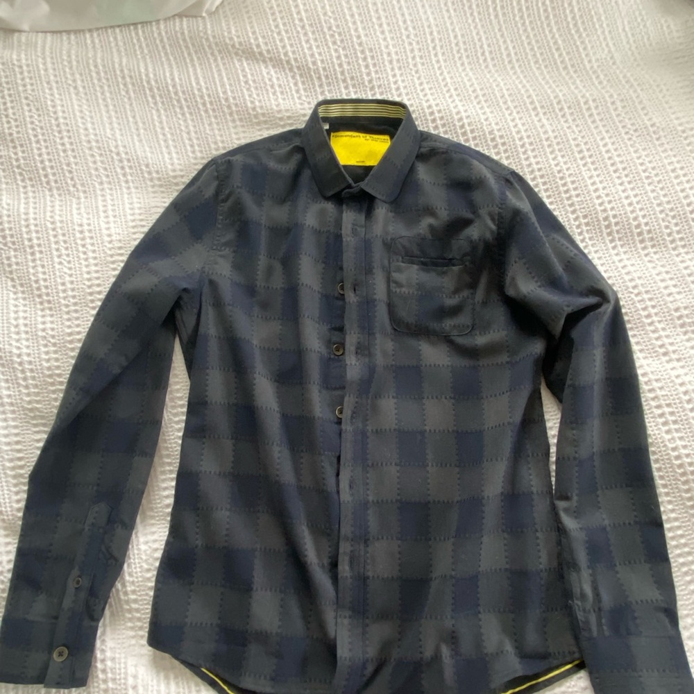 Blue Casual Button Down Shirt with Soft Fabric
